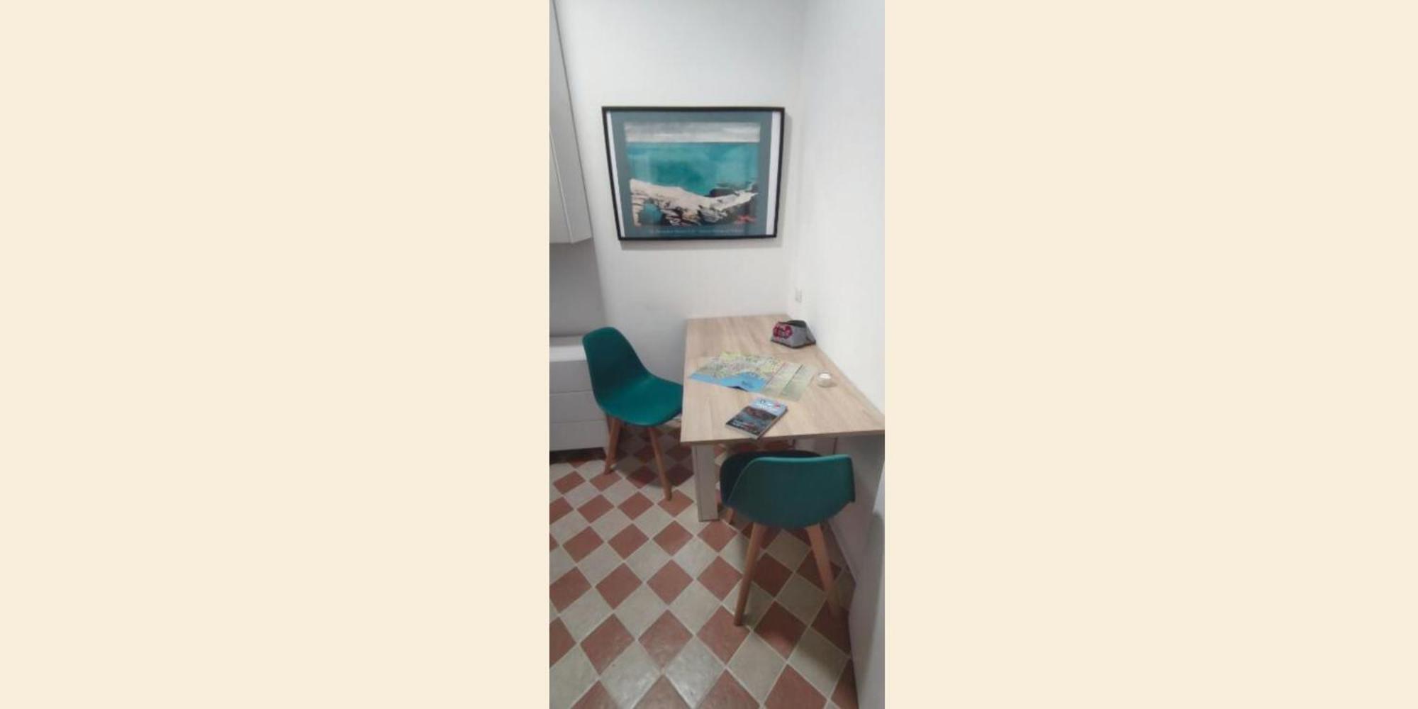 Nespolino, Piccola Casetta In Centro Storico Al Piano Terra Con Piccolo Spazio Esterno Privato Neapel Exterior foto